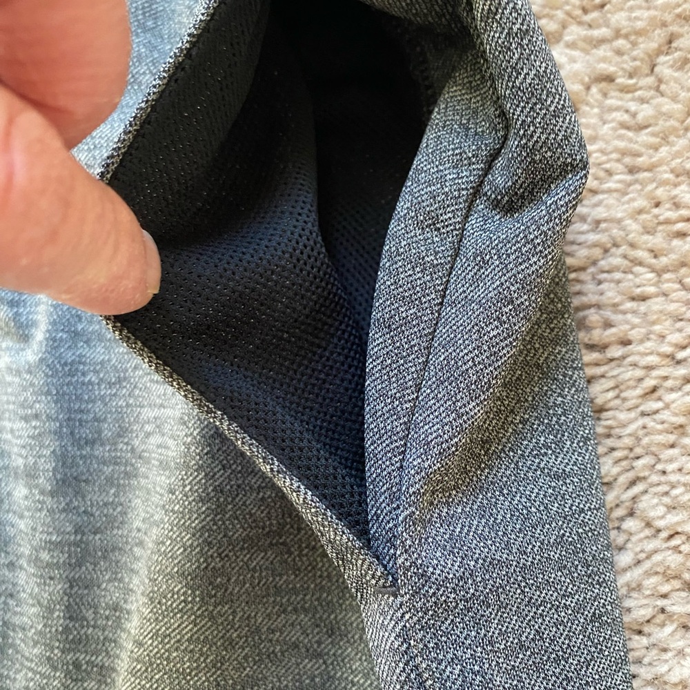 NWT Nike Training Pants Heather Gray Joggers - Picture 2 of 6